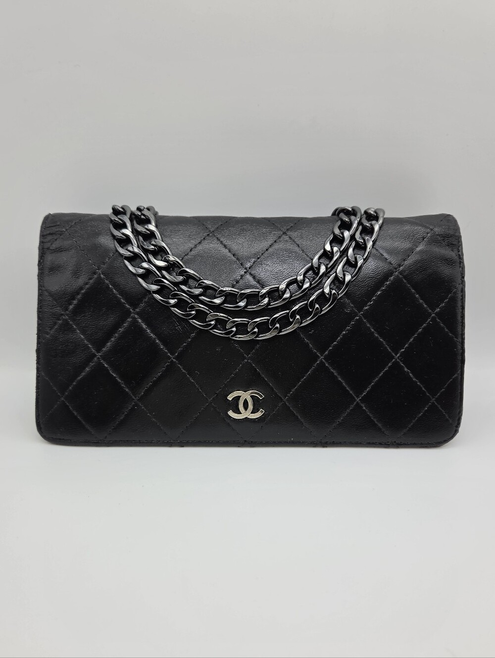 CHANEL Lambskin Quilted Yen Wallet
